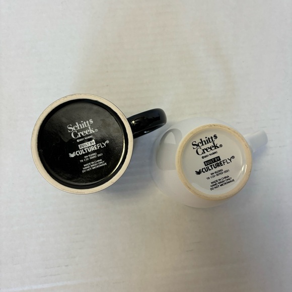 CultureFly Schitt's Creek Ew David Mug - Picture 4 of 6